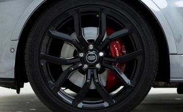Land Rover Range Rover Sport 5.0 SVR Carbon Edition 8