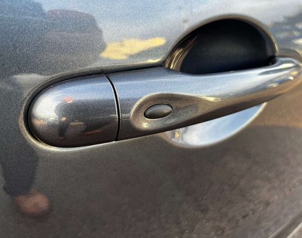 Renault Clio 0.9 Clio Iconic TCe 5dr 62