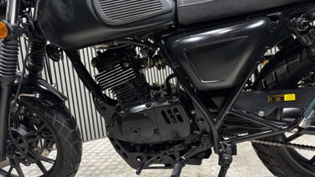 Mutt FSR 2021 ONLY 7K MODERN RETRO 125CC LEARNER BIKE LONG MOT 30