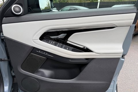 Land Rover Range Rover Evoque FIRST EDITION MHEV - PAN ROOF - NOLITA GREY - TWO TONE LEATHER - HIGH SPEC 39