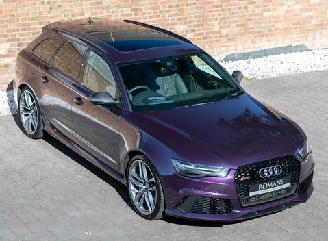 Audi RS6 Avant Performance 6