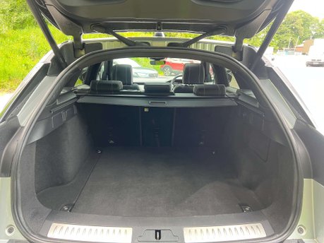 Land Rover Range Rover Velar 3.0 Range Rover Velar R-Dynamic HSE D300 Auto 4WD 5dr 47