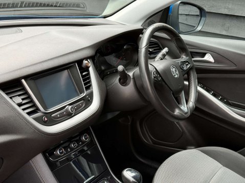Vauxhall Grandland X 1.2 Grandland X SE T S/S 5dr 28