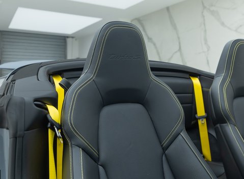 Porsche 911 Turbo S CABRIOLET (992) 18