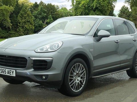 Porsche Cayenne 3.0 TD V6 TiptronicS 4WD Euro 6 (s/s) 5dr 8