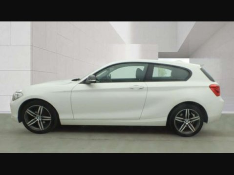 BMW 1 Series 1.5 118i Sport 3dr 11