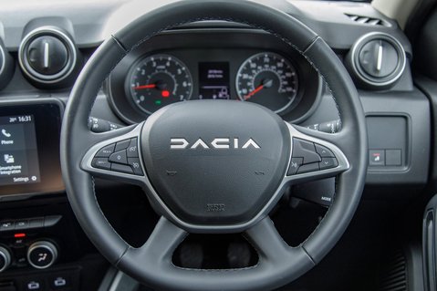 Dacia Duster JOURNEY TCE 14