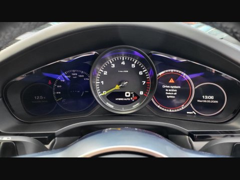 Porsche Cayenne V6 35