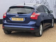 Ford Focus ZETEC NAVIGATOR TDCI 9