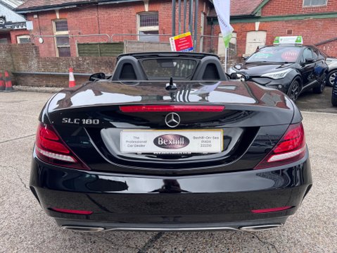 Mercedes-Benz SLC SLC 180 AMG LINE 9
