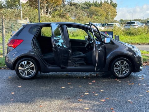 Kia Venga 4 AUTOMATIC 3