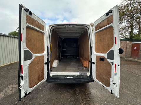 Volkswagen Crafter 2.0 TDI CR35 Trendline FWD MWB High Roof Euro 6 (s/s) 5dr 15