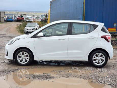 Hyundai i10 1.2 SE Hatchback 5dr Petrol Auto Euro 6 (87 ps) 12
