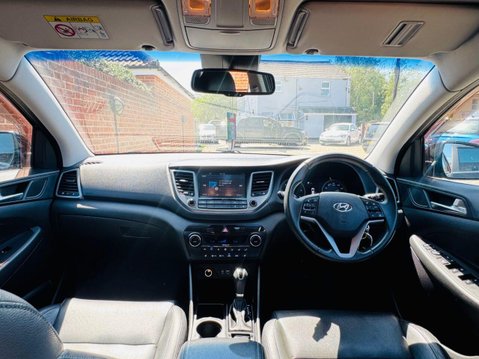 Hyundai TUCSON 1.7 CRDi Blue Drive Premium SUV 5dr Diesel DCT Euro 6 (s/s) (141 ps) 13