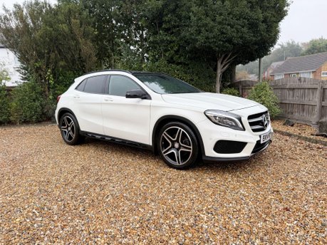 Mercedes-Benz GLA 2.1 GLA220d AMG Line (Premium Plus) SUV 5dr Diesel 7G-DCT 4MATIC Euro 6 (s/ 2