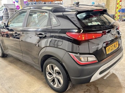 Hyundai KONA GDI SE CONNECT 8