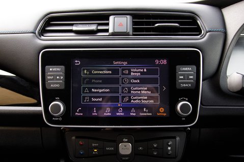 Nissan LEAF TEKNA 31