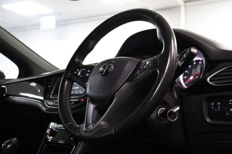 Vauxhall Astra SRI VX-LINE NAV S/S 12