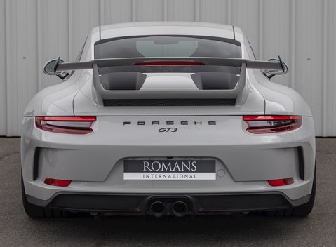 Porsche 911 GT3 (991.2) 5