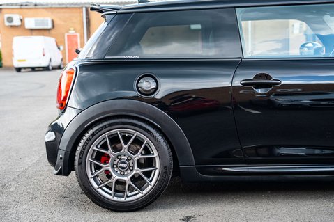 Mini Hatch 2.0 John Cooper Works Auto 3dr 57