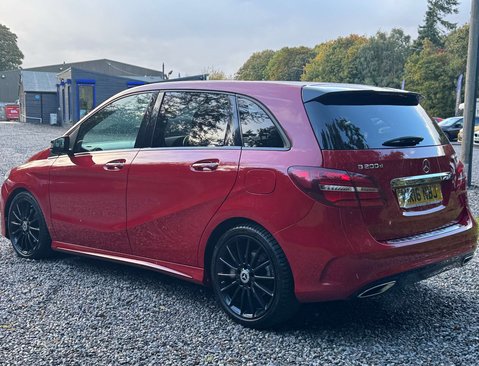 Mercedes-Benz B Class 2.1 B 200 AMG Line Premium+ D Auto 5dr 9