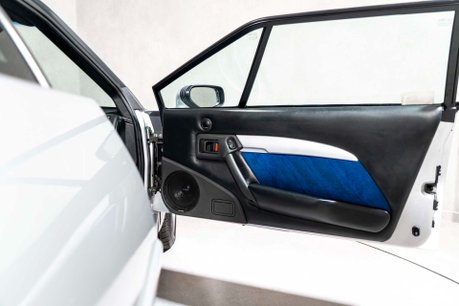 Lotus Esprit SPORT 350. 1 OF 42 RHD. SUPERB EXAMPLE. COMPREHENSIVE HISTORY. FRONT PPF 49