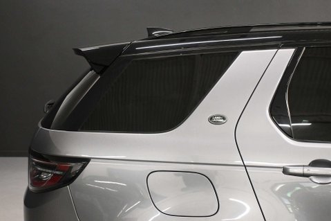 Land Rover Discovery Sport 2.0 Discovery Sport Dynamic SE D MHEV Auto 4WD 5dr 58