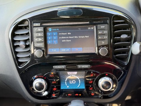 Nissan Juke 1.6 Tekna XTRON Euro 6 5dr 17