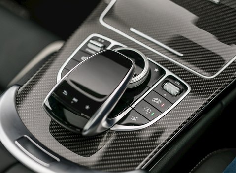 Mercedes-Benz C Class C63 S Coupe 21