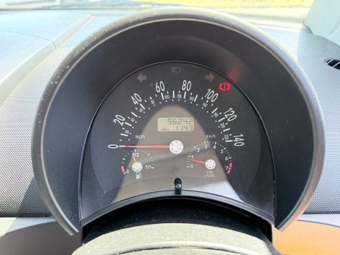 Volkswagen Beetle 1.6 8V HATCHBACK 17
