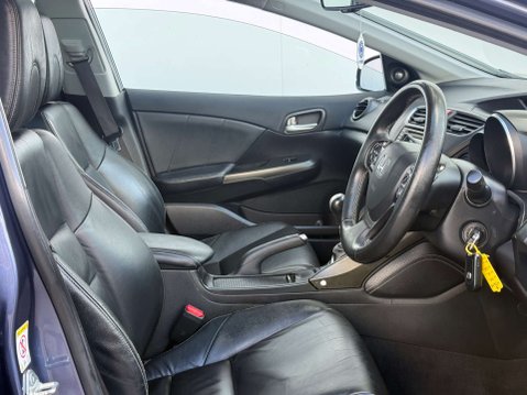 Honda Civic 1.8 Civic i-VTec SR 5dr 9