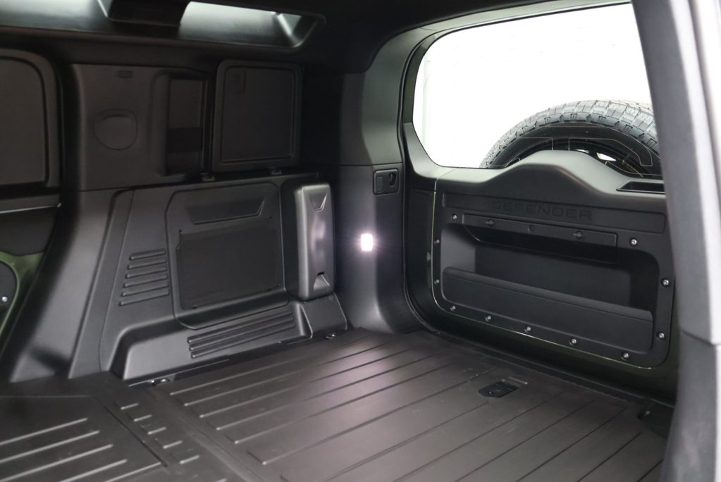 Land Rover Defender 110 BRAND NEW HARD TOP X-DYNAMIC 250 S STYLED AT SEEKER 25