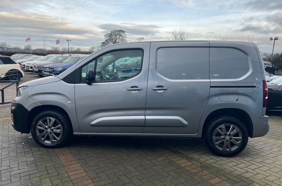 Peugeot Partner BLUEHDI ASPHALT PREMIUM L1 13