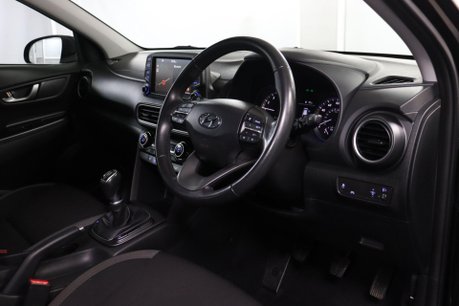 Hyundai KONA PREMIUM 5