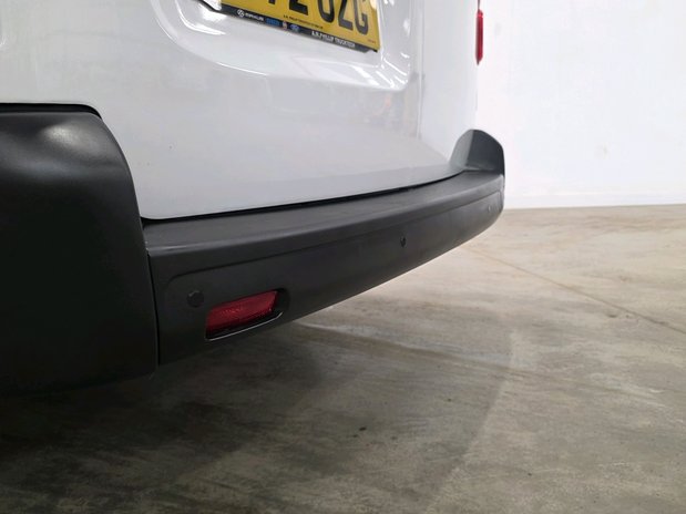 Vauxhall Vivaro Vauxhall Vivaro L2 Diesel 2900 1.5d 100ps Dynamic H1 Van 11