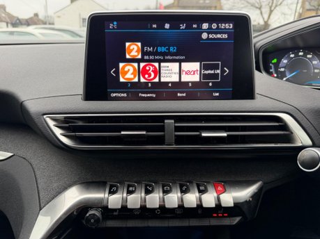 Peugeot 3008 PURETECH S/S ALLURE 11