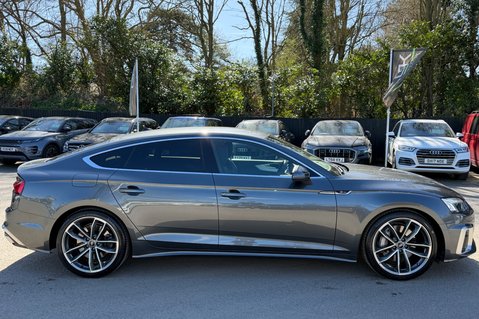 Audi A5 SPORTBACK TFSI QUATTRO S LINE MHEV -APPLE CARPLAY -FULL AUDI S/HISTORY 5