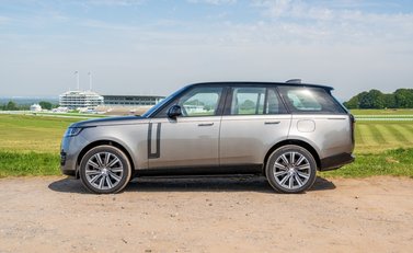 Land Rover Range Rover P510e Autobiography 3