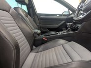 Volkswagen Passat 2.0 Passat R-Line TDI BlueMotion Technology Semi-Auto 4dr 29