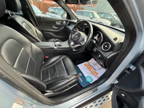 Mercedes-Benz GLC GLC 220 D 4MATIC AMG LINE PREMIUM PLUS 19