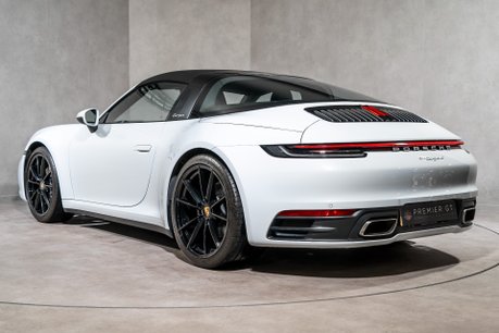 Porsche 911 TARGA 4 PDK. WARRANTY. ADAPTIVE CRUISE CONTROL. HEATED SEATS. HEATED WHEEL 11