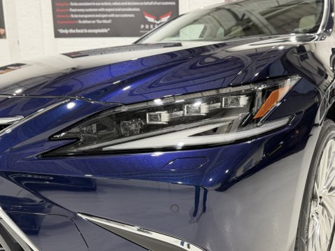 Lexus Es 300H TAKUMI 12