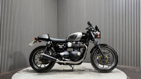 Triumph Street 900 2018 ONLY 7K LONG MOT MODERN RETRO 900CC 4