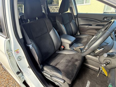 Honda CR-V 2.0 i-VTEC SR Auto 4WD Euro 5 5dr 24