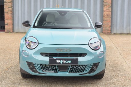 Fiat 600 1.2 Hybrid 48V 136 La Prima 2