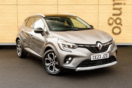Renault Captur TECHNO E-TECH