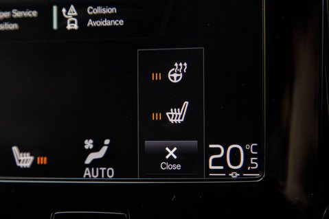 Volvo XC40 T3 R-DESIGN 26