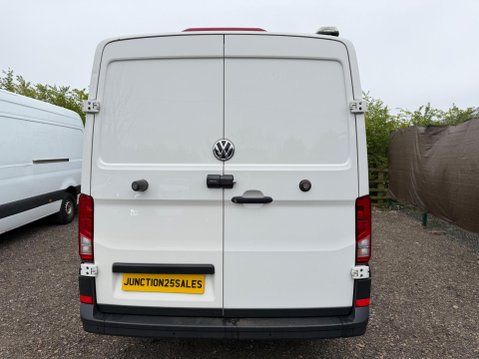 Volkswagen Crafter 2.0 TDI CR35 Trendline FWD MWB Euro 6 (s/s) 5dr 7