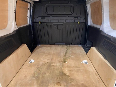 Peugeot Partner BLUEHDI PROFESSIONAL PREMIUM PLUS L1 8