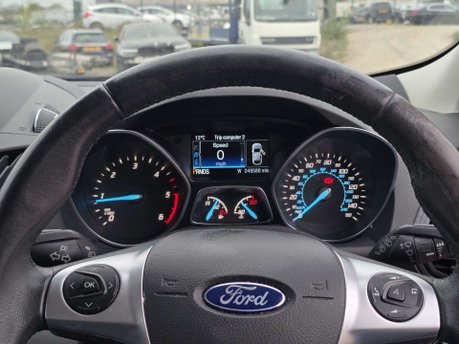Ford Kuga 2.0 TDCi Zetec SUV 5dr Diesel Powershift AWD Euro 6 (s/s) (150 ps) 33